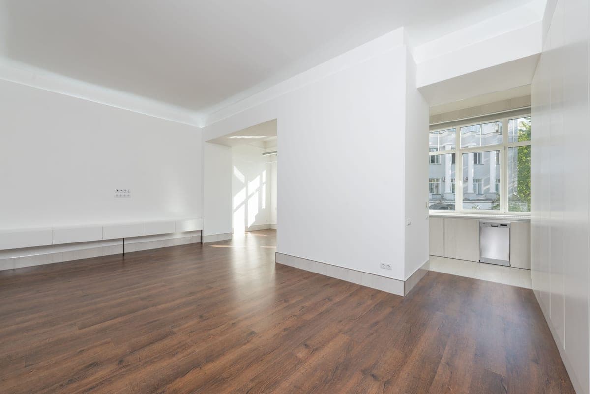An empty room showing its floor area
